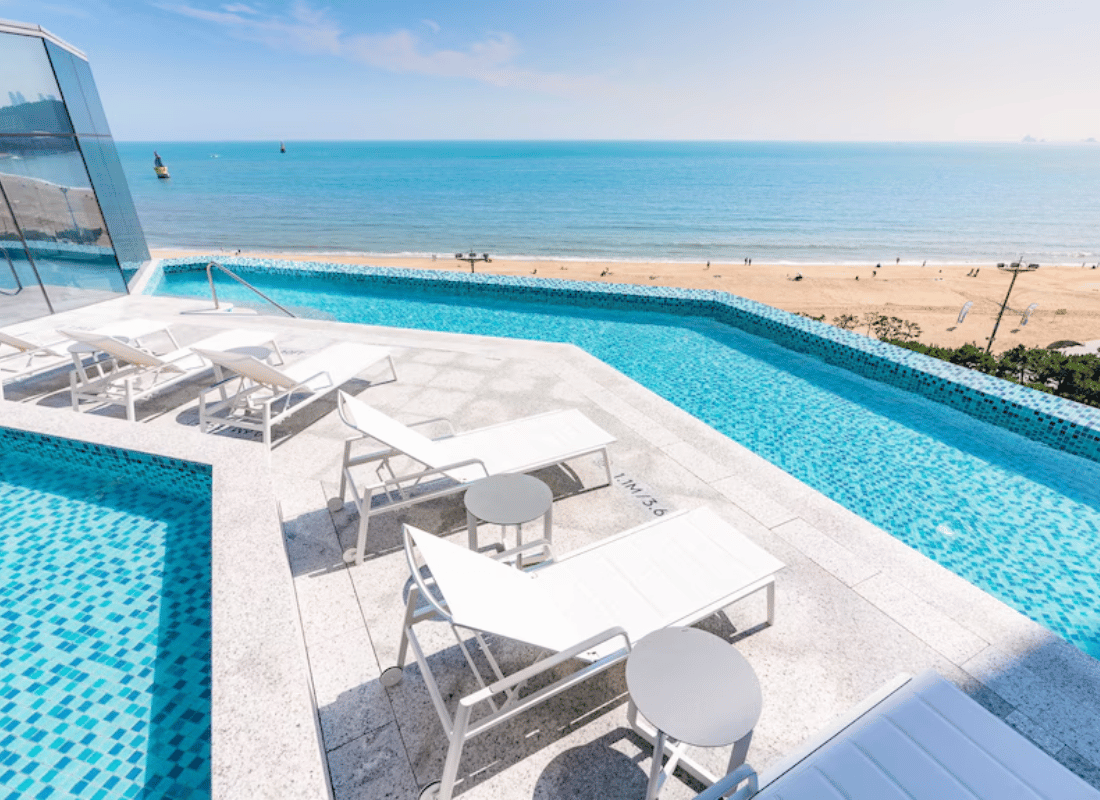 bespoke_wellness_retreats_OHZHnd8t.png