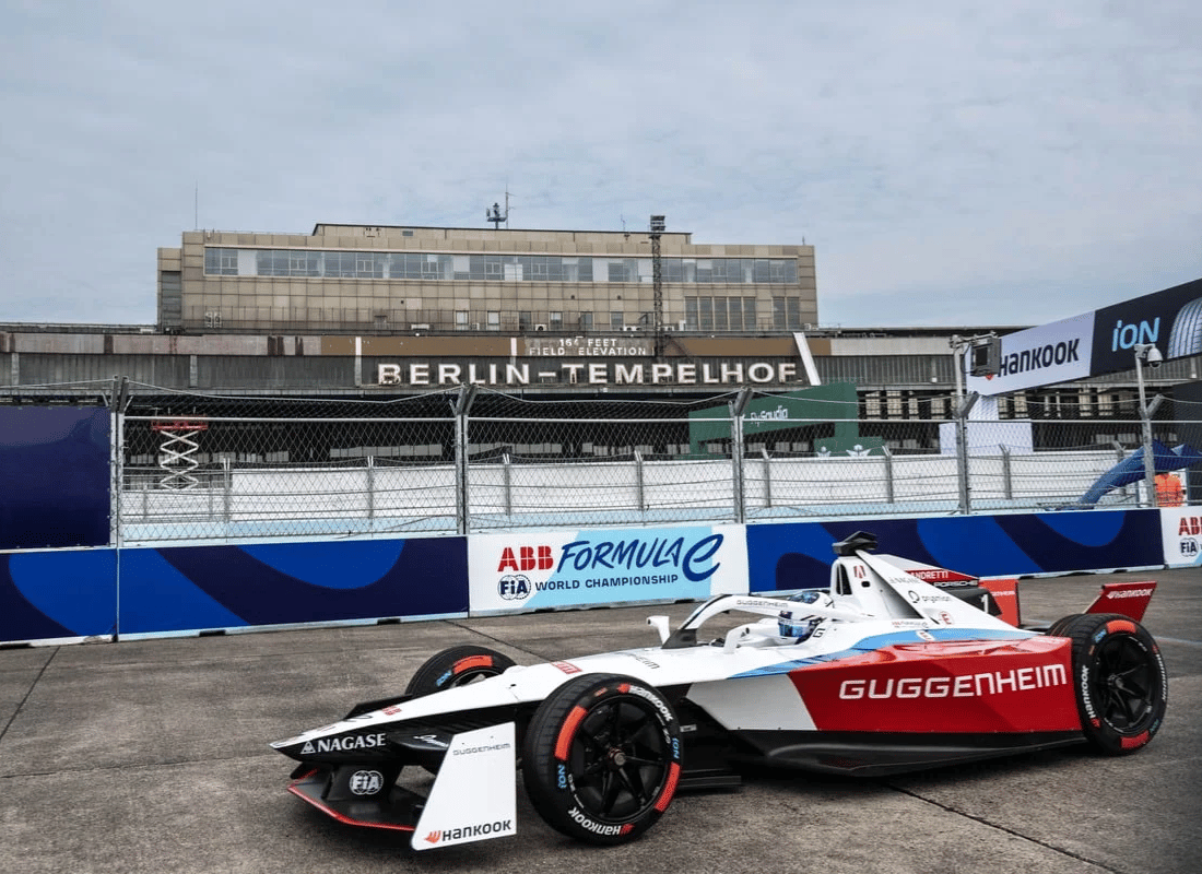 formula_one_vip_experiences_GBhdCBCl.png