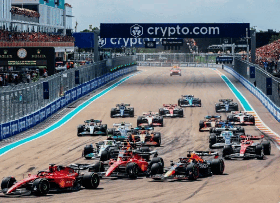 formula_one_vip_experiences_Id9yxiCn.png