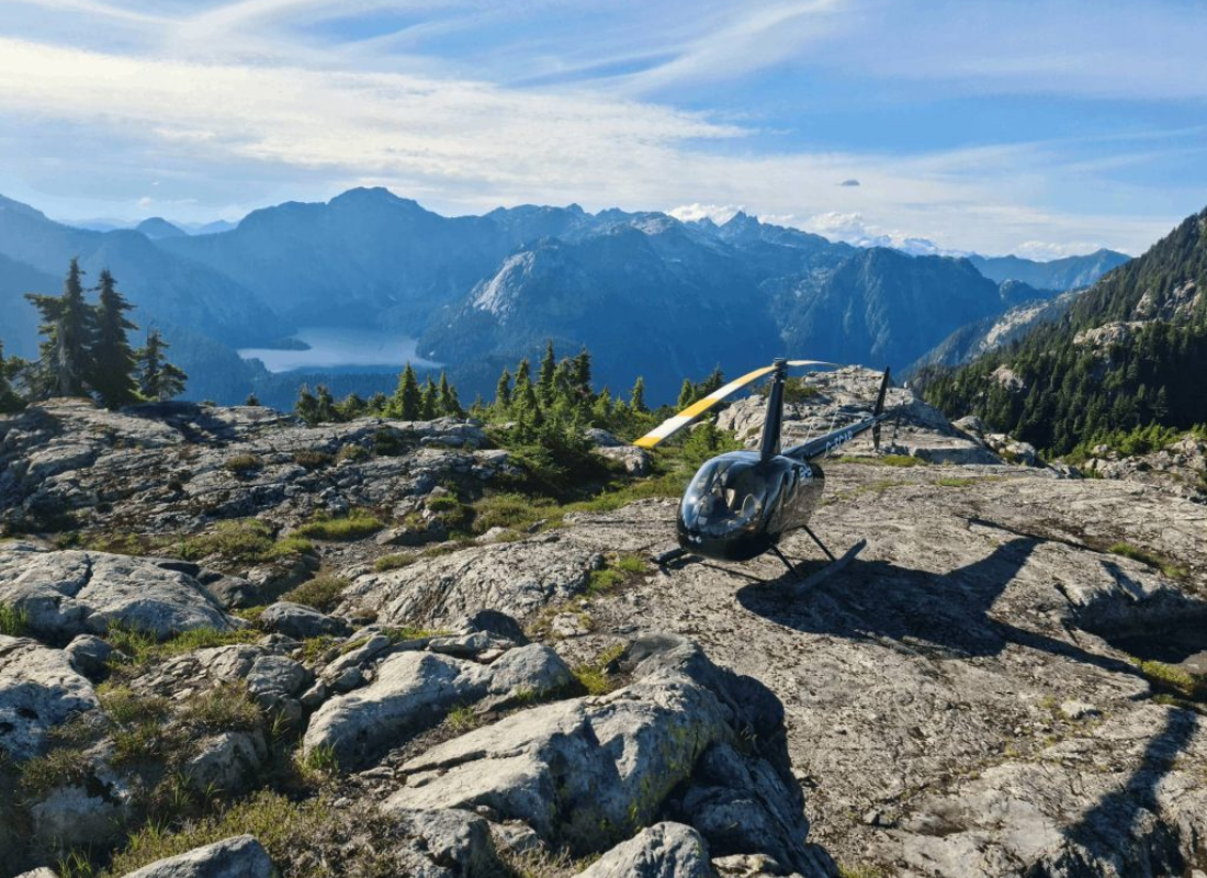 heli_charters_+_bespoke_excursion_RnCKeEEs.png