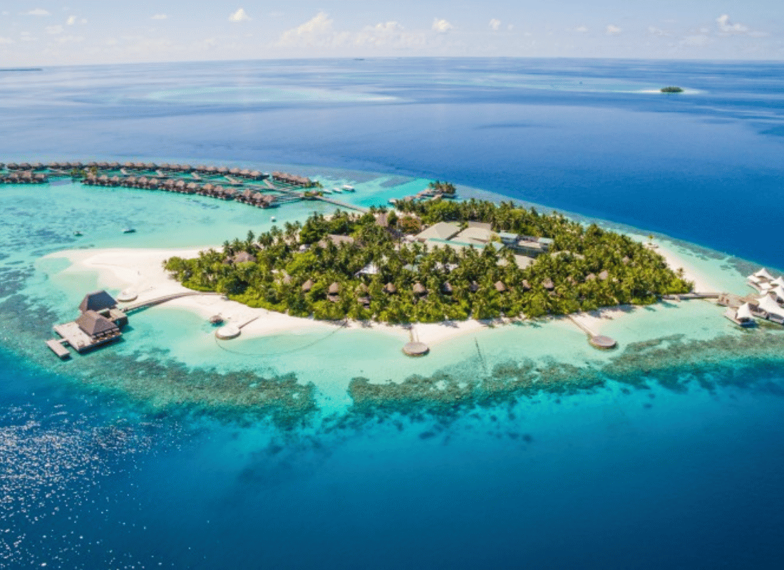 private_island_getaways_EY8CG3KB.png