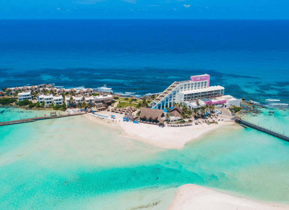 private_island_getaways_aSu7Y9hj.png