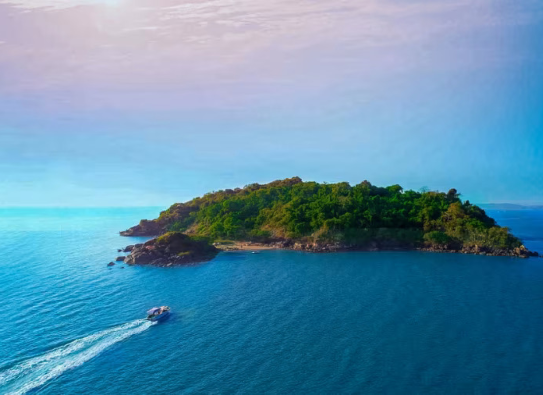 private_island_getaways_yT8VSGzB.png