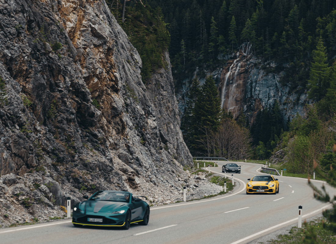 supercar_&_hypercar_road_tours_X5JvEcU2.png