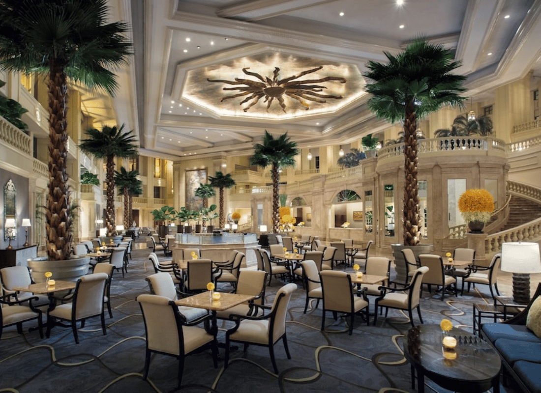 ultra‑luxury_hotel_&_resort_stays_3g0pPmYX.png