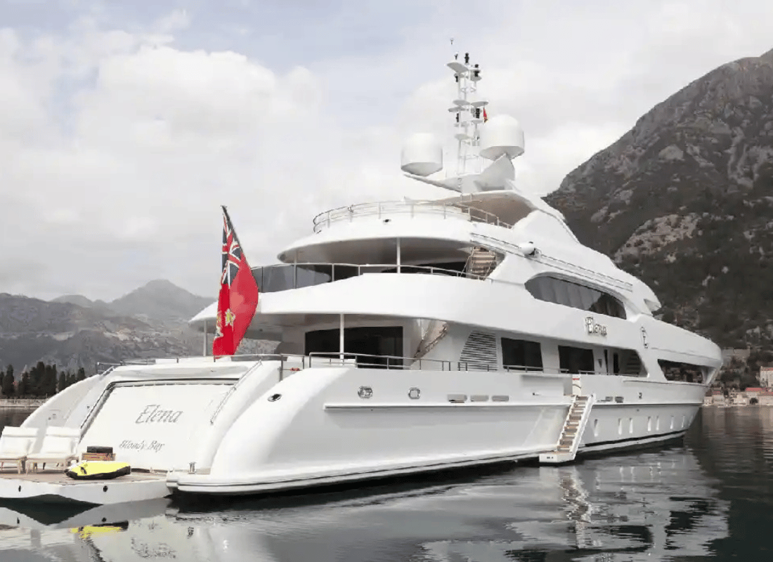 yacht_rental_F8R2e7Hs.png