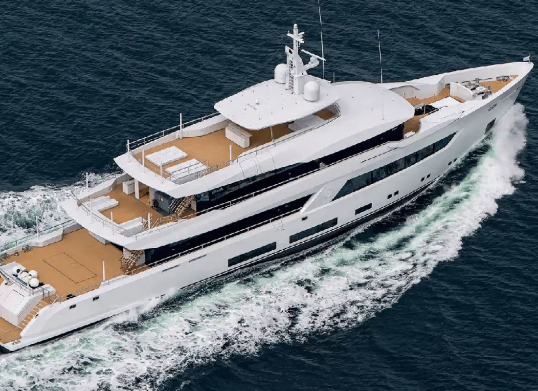 yacht_rental_Pje300Vs.png