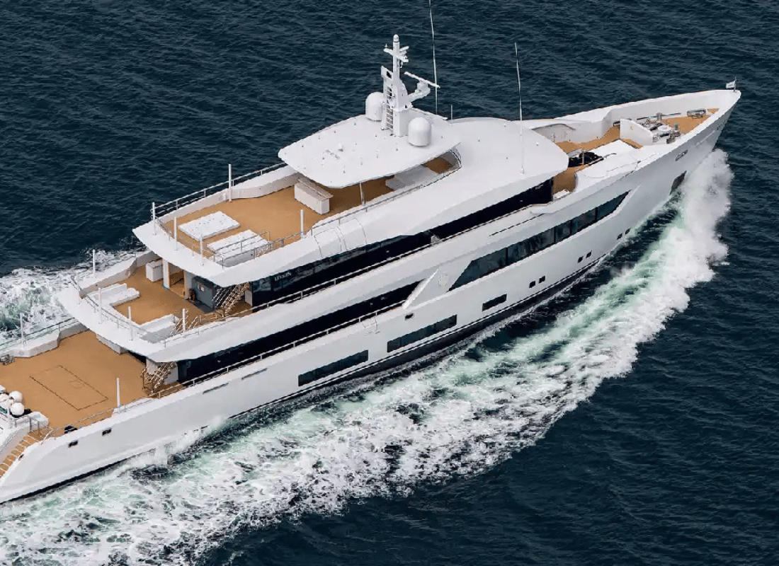 yacht_rental_xjHVbBm1.png