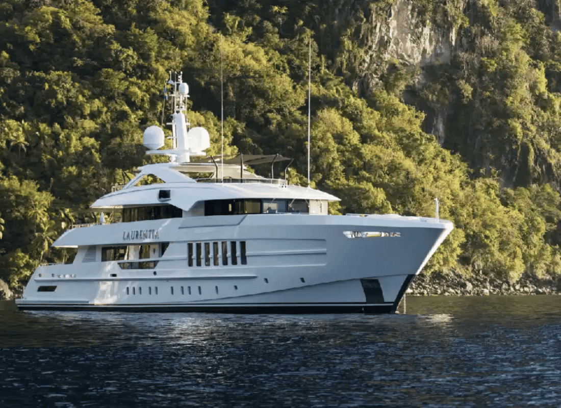 yacht_sales_&_acquisition_4TO6DuRb.png