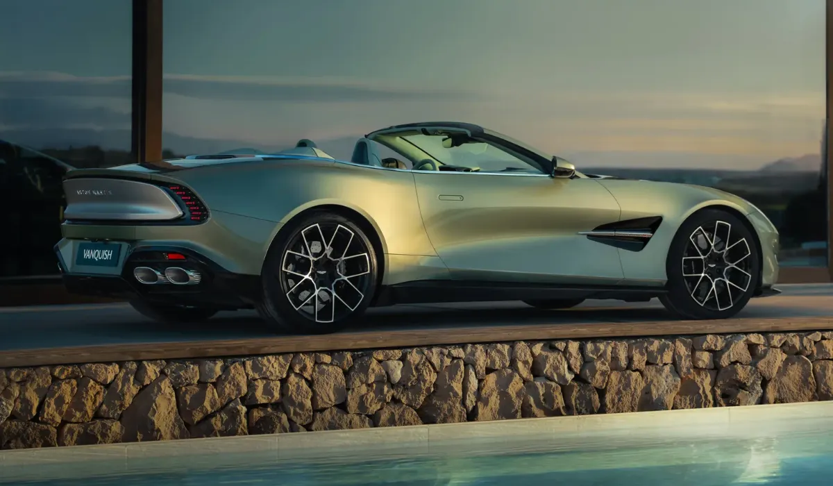 aston_martin_-_vanquish_volante_-_cabriolet_car_rentals_-_preowned_cabriolet_car_-_exclusive_concierge_club.webp