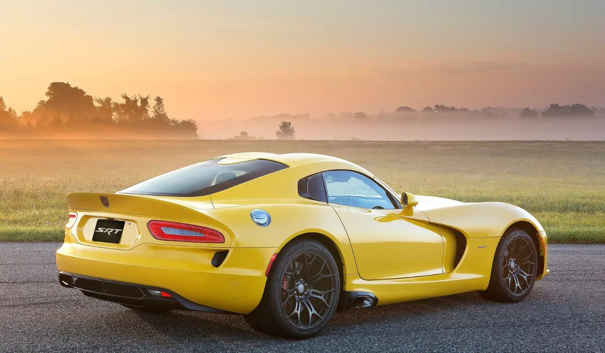 dodge_-_viper_gts_-_best_sports_car_rentals_-_best_preowned_sports_car_-_exclusive_concierge_club.webp