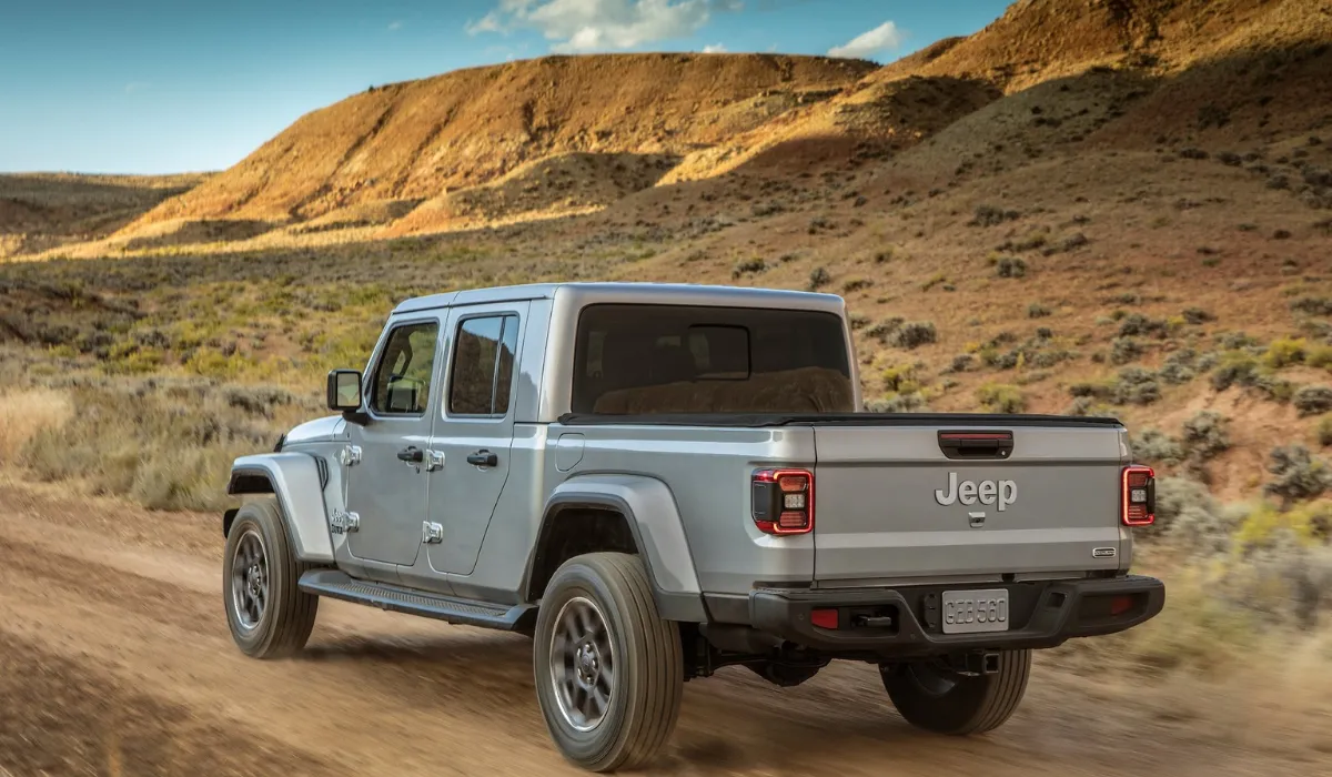 jeep_-_gladiator_willys_-_best_pick-up_truck_rentals_-_best_preowned_pick-up_truck_-_exclusive_concierge_club.webp