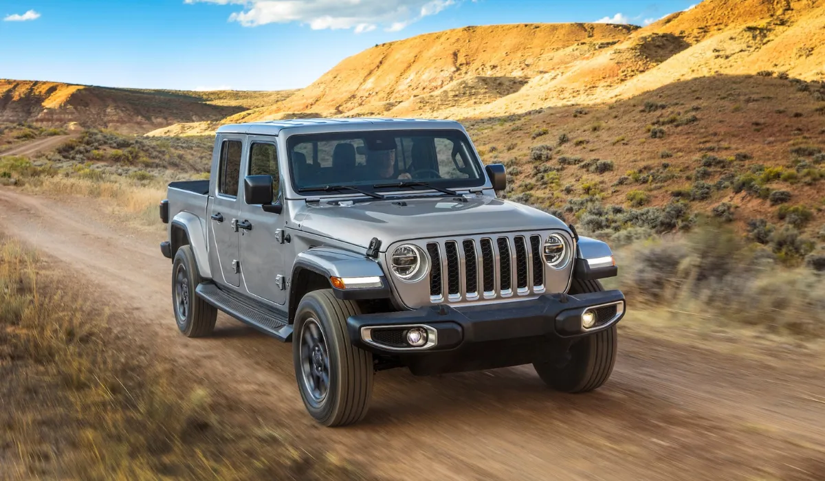 jeep_-_gladiator_willys_-_luxury_pick-up_truck_rentals_-_used_pick-up_truck_-_exclusive_concierge_club.webp