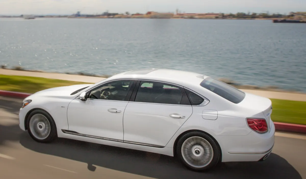kia_k900_v6_luxury_luxury_sedan_car_rentals_preowned_sedan_car_exclusive_concierge_club.webp
