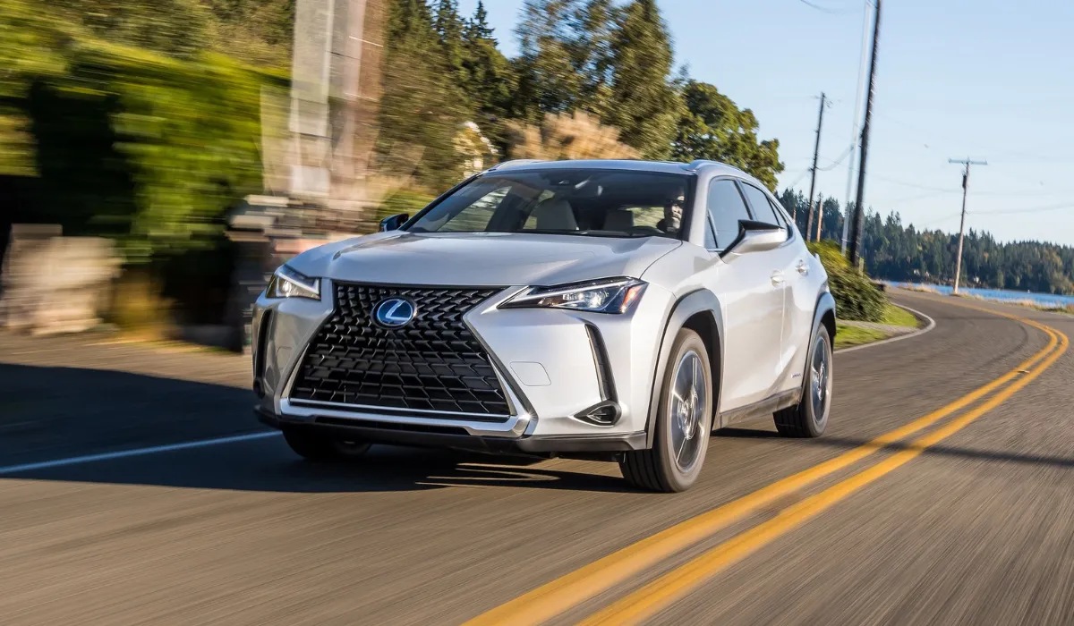 lexus_ux_200_luxury_car_rentals_preowned_luxury_car_exclusive_concierge_club.webp
