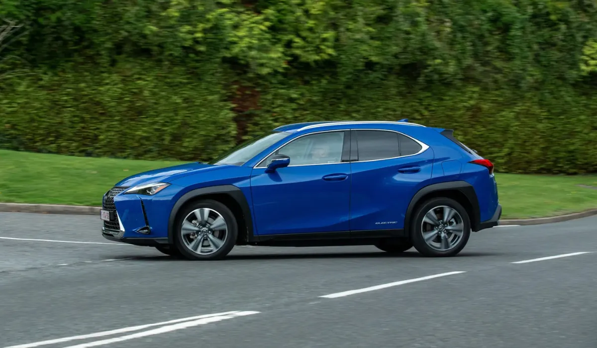 lexus_ux_300e_best_electric_hatchback_rentals_best_preowned_electric_hatchback_exclusive_concierge_club.webp