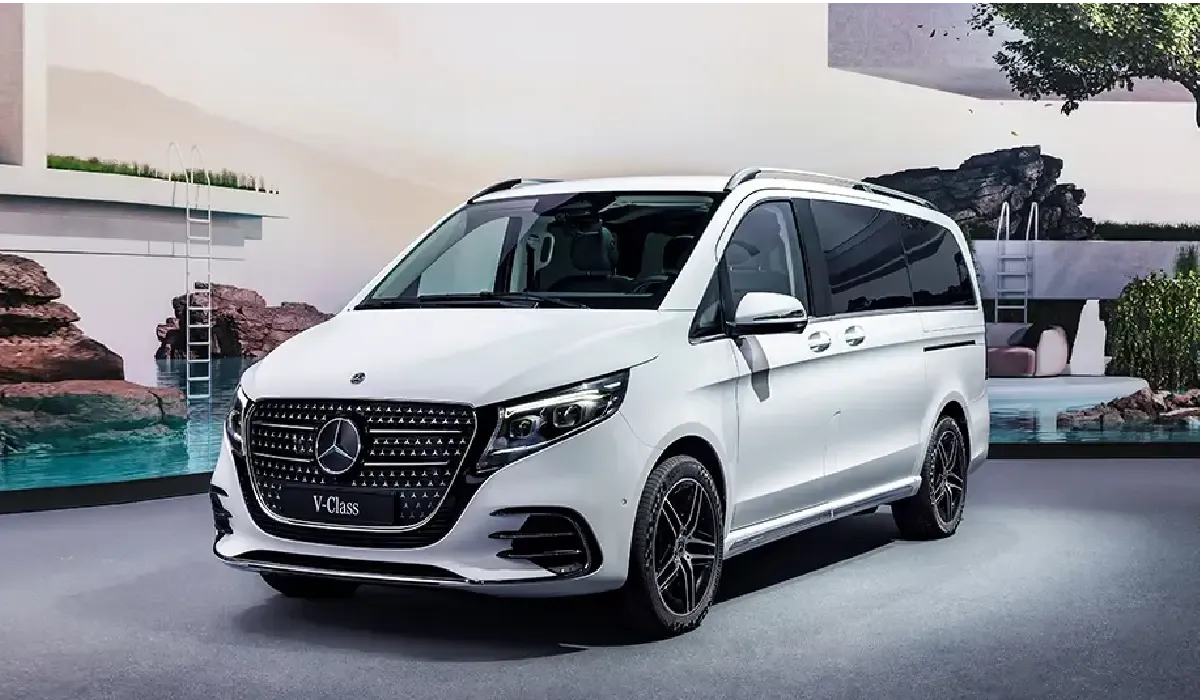 mercedes_benz_v_class_v220d_best_luxury_van_rentals_best_preowned_luxury_van_exclusive_concierge_club.webp
