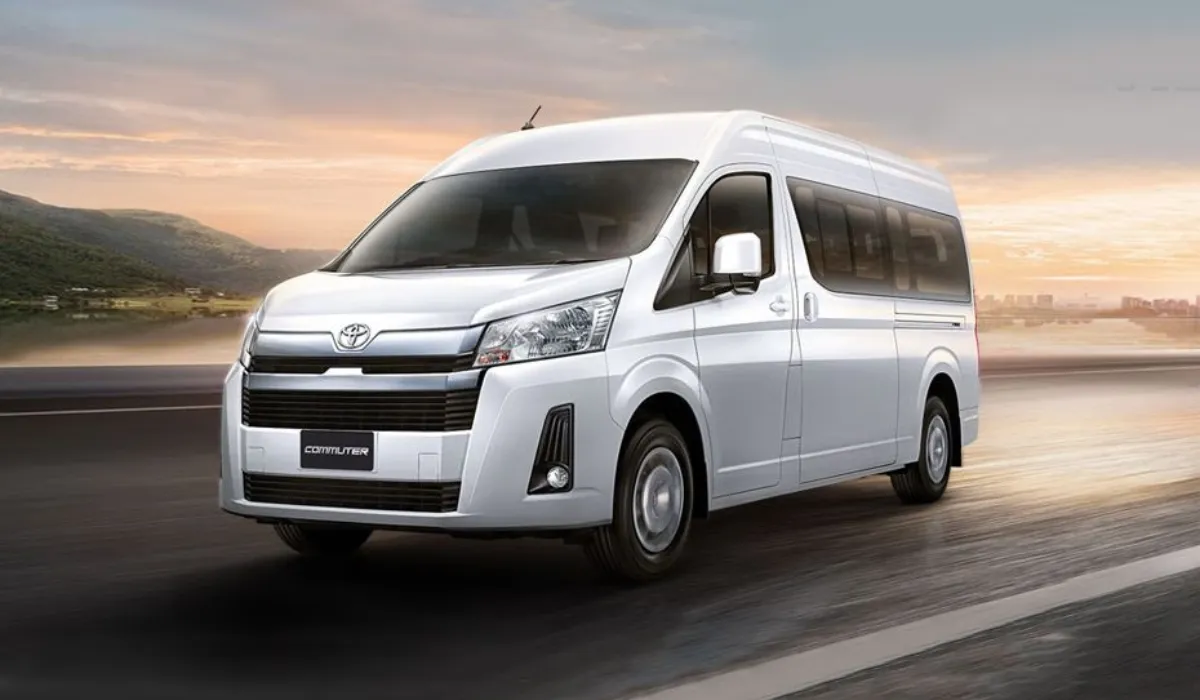 toyota_hiace_commuter_luxury_van_rentals_used_luxury_van_exclusive_concierge_club.webp